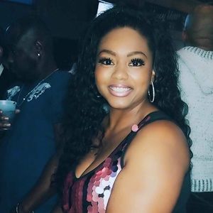 Meet your Posher, Denise